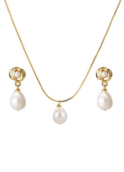 Serena Pearl Women's Necklace and Earrings Set