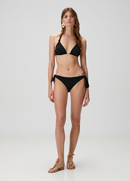 Siyah Üçgen Bikini Takımı