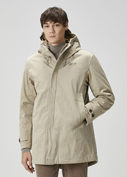 Bej Kapüşonlu Parka