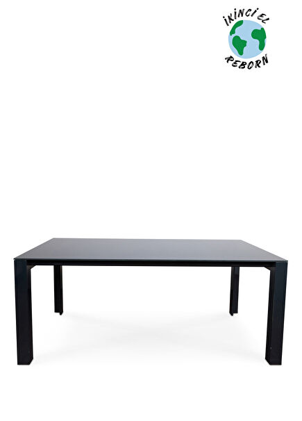 Ligne Roset Gri Çelik Cam Yemek Masası