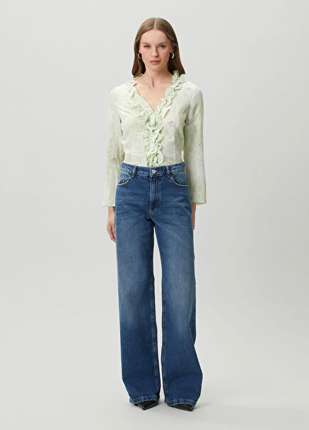 No 03 Straight Fit Blue Jeans