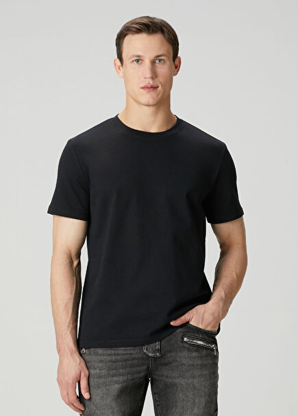 Siyah T-shirt