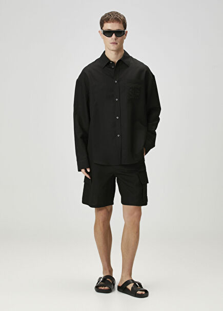 Black Bermuda