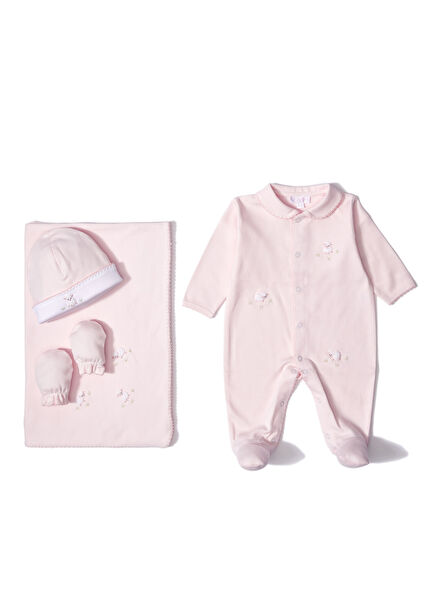 Pembe 4lü Kuzu Nakışlı Kız Bebek Hediye Seti