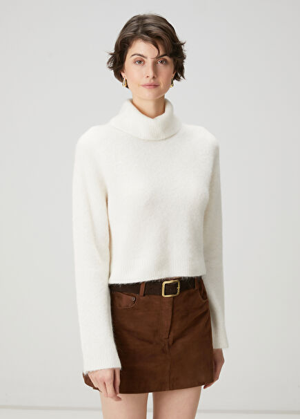 Kırık Beyaz Yün Kazak