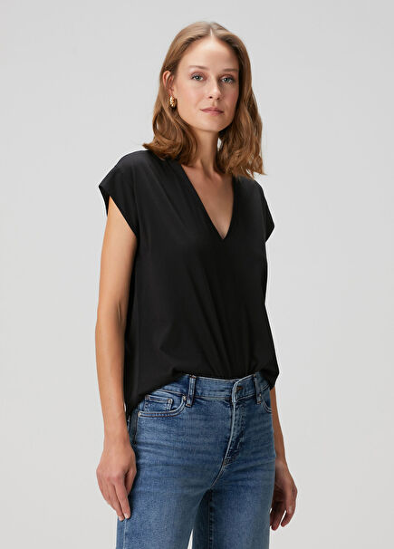 Black T-Shirt