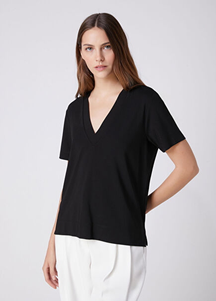 Black Side Slit Basic T-shirt