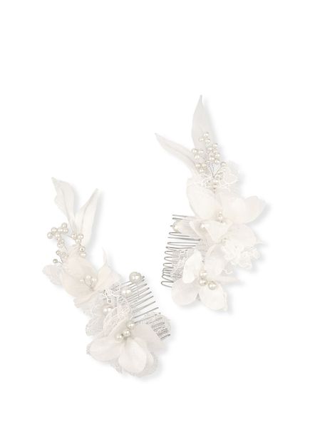 Fergie Off White Pearl Lace Veil Accessory