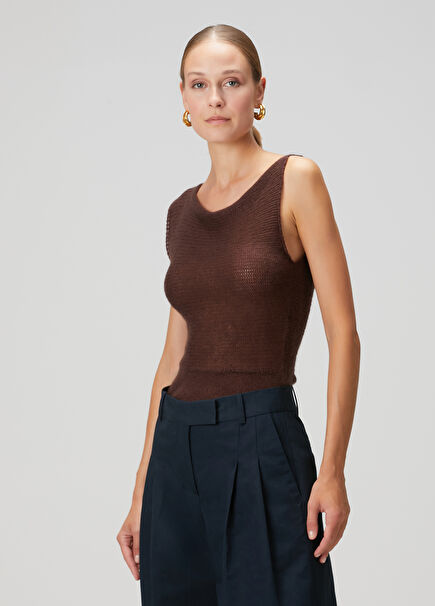 Kahverengi Kolsuz Kazak