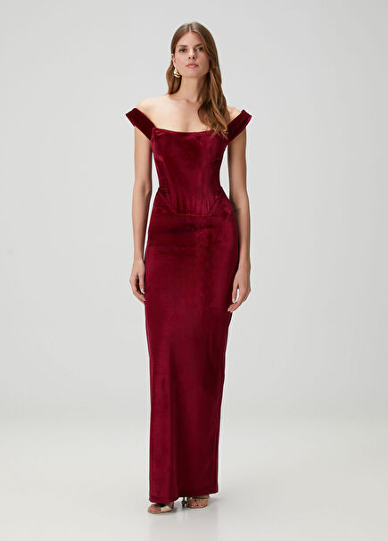 Bordo Düşük Omuzlu Maksi Kadife Abiye Elbise