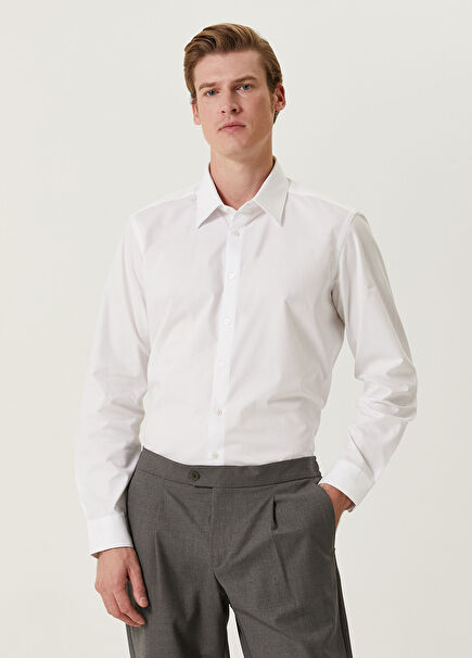 Custom Fit Beyaz Gömlek