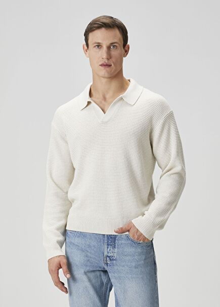 Beyaz Polo Yaka Yün Triko