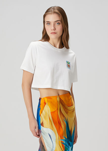 Basurto Beyaz Cropped T-shirt