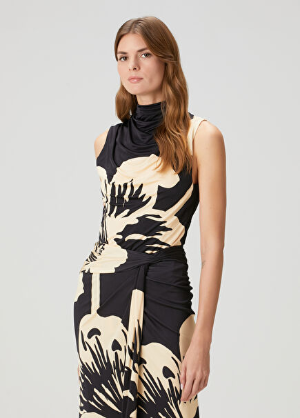 Ekru Siyah Çiçekli Body