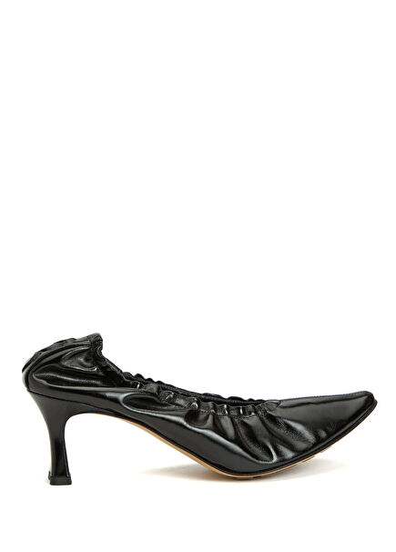 Siyah Deri Topuklu Ayakkabı