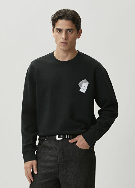 Siyah Kart Baskılı Sweatshirt