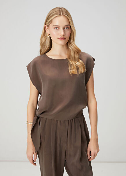 Kahverengi Düğüm Detaylı Cupro Bluz