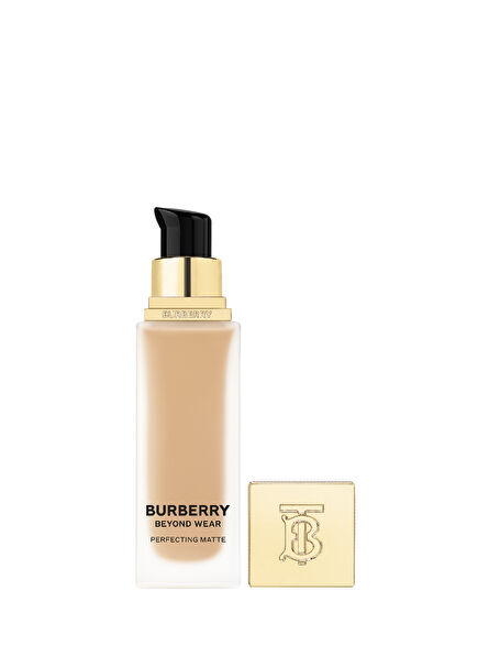 Beyond Wear Perfecting Matte Medium Warm 60