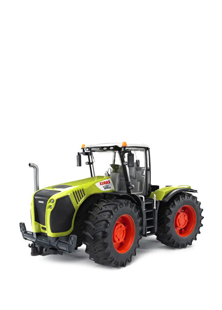 Claas Xerion 5000 Traktör