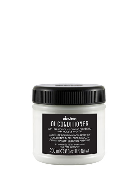 OI Conditioner Tüm Saç Tipleri için Bakım Kremi 250 ml