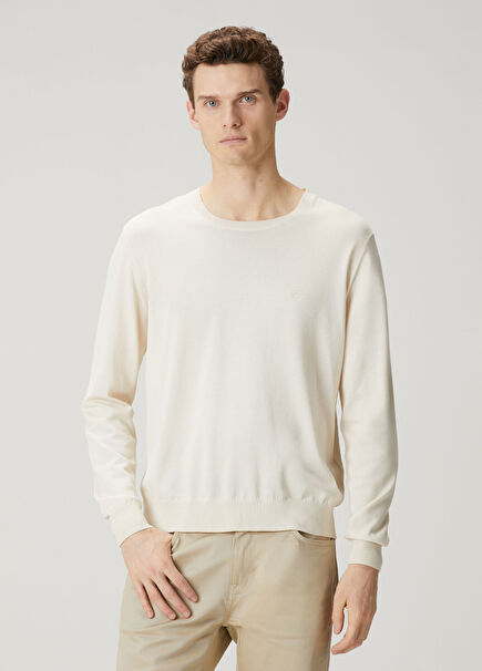 Ekru Logo Nakışlı Kazak