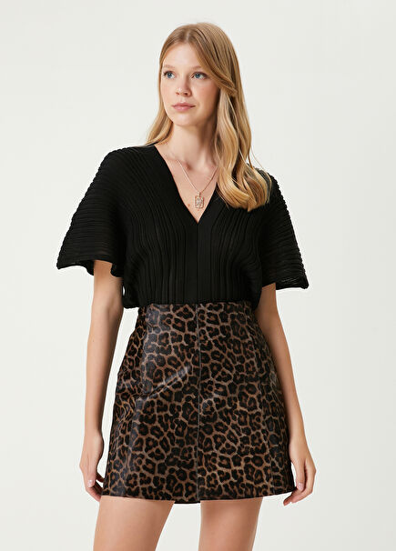 Black Low Sleeve Sweater