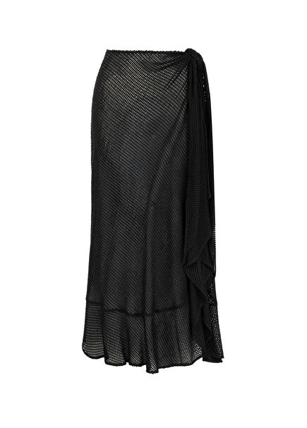 Carmen Black Woman Pareo