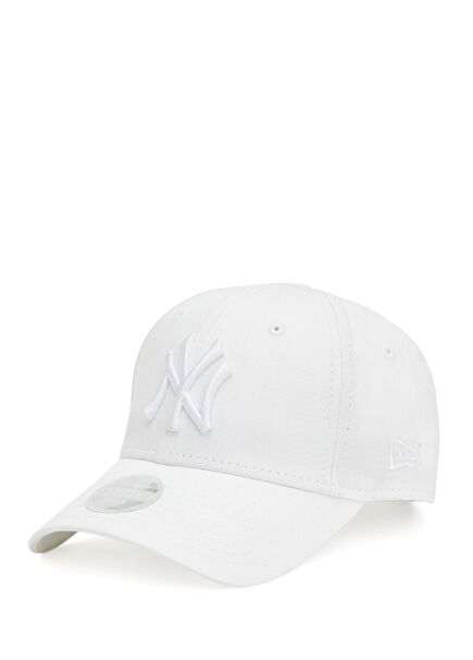 Essential 940 Neyyan Beyaz Kadın Şapka