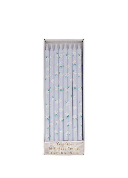 Daisy Patterned 16 Cake Candle