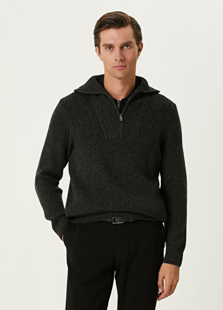 Anthracite Collar Zipper Sweater