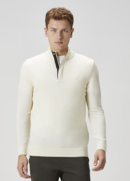 Kırık Beyaz Kaşmir Karışımlı Yün Kazak