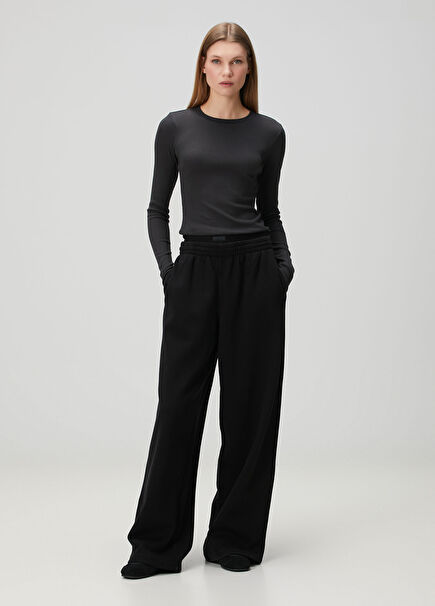 Exposed Boxer Black Pants