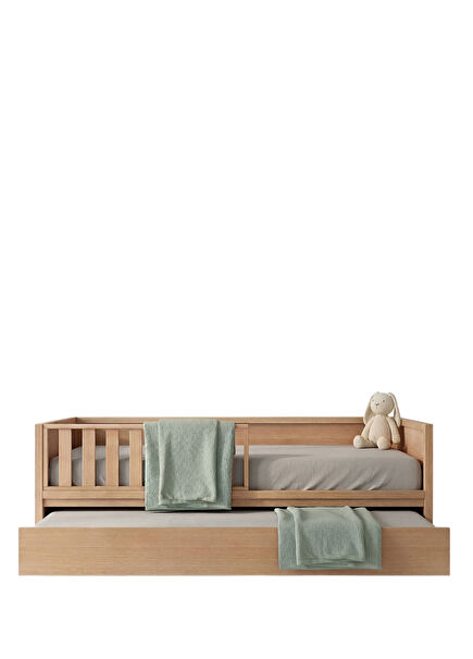 Natural Wooden Children's Bedstead with Cubs 100 x 200 cm