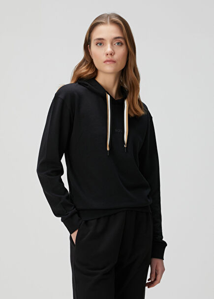 Siyah Kapüşonlu Sweatshirt