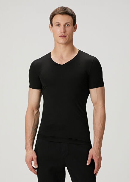 Siyah V Yaka Basic T-shirt