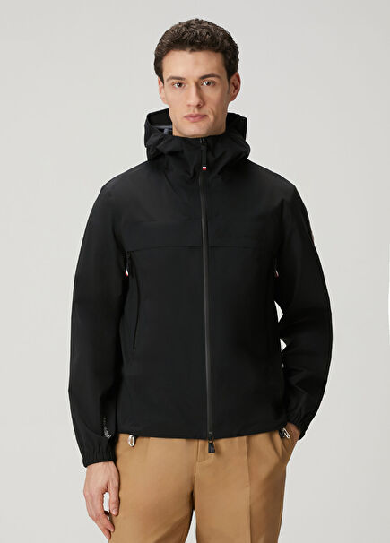 Siyah Kapüşonlu Mont