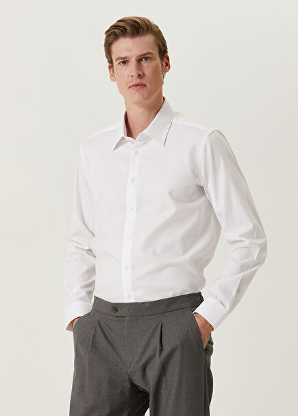 Custom Fit Beyaz Gömlek