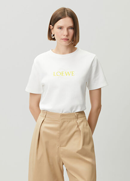 Regular Fit Beyaz Logolu T-shirt