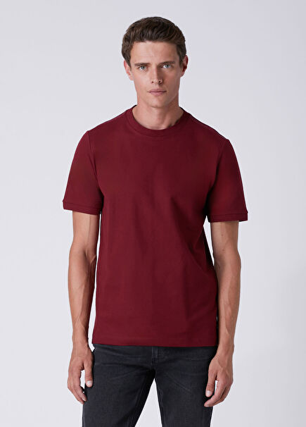 Basic Fit Cherry Shoulder Goose Flex Detail T-Shir