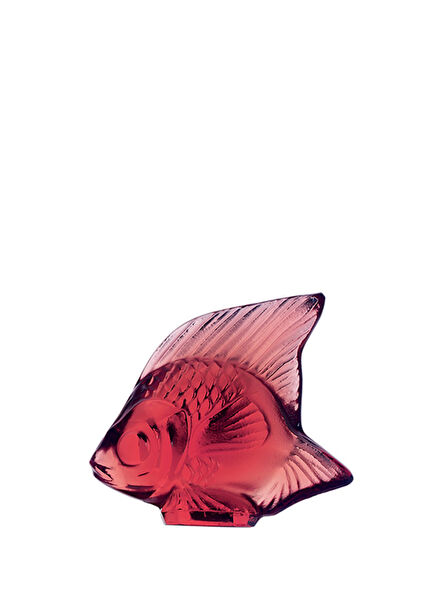 Crystal Object İn The Form Of A Red Fish