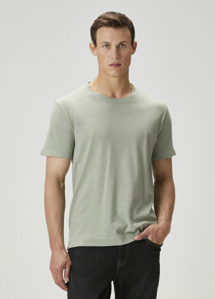 Light Green Basic T-Shirt