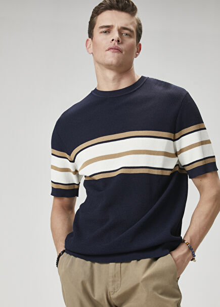 Navy Blue Colorblocked Short Sleeve Sweater
