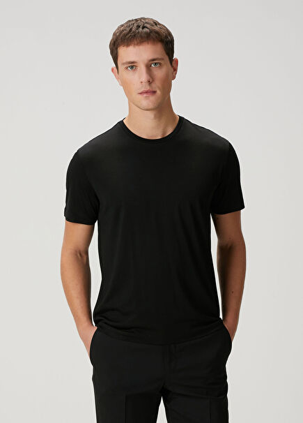 Siyah Yün T-shirt