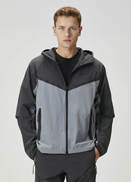 Tech Siyah Kapüşonlu Ceket