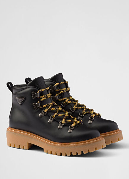 Bağcıklı Siyah Deri Bot