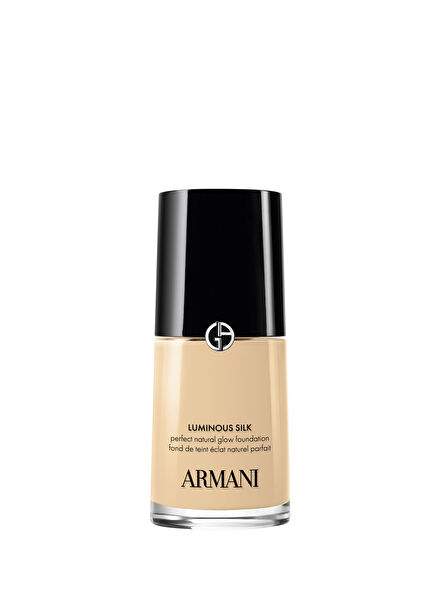 Luminous Silk Foundation 3 -Radiant Natural Finish