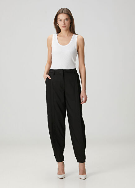 Daniela Black Pants