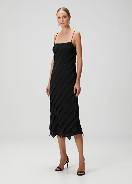 Siyah İşlemeli Midi İpek Kokteyl Elbise