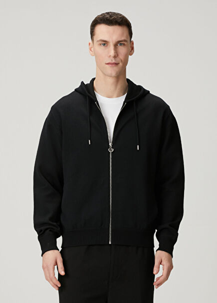 Siyah Kapüşonlu Triko Hırka