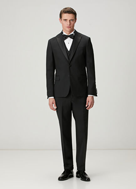 Black Vest Detailed Wool Tuxedo